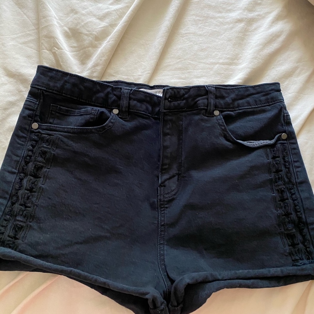 Buffalo Shorts